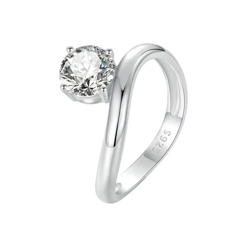 Anel Curved Shine com Pedra de Moissanite
