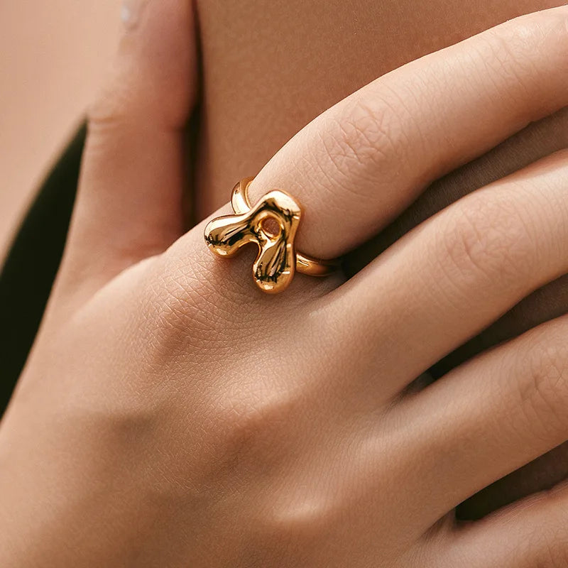 Anel Letrita Memores banhado a Ouro 18k