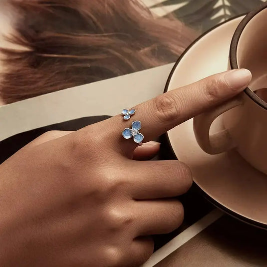 Anel Winter Blue em Prata 925 com Zircônia Ajustável