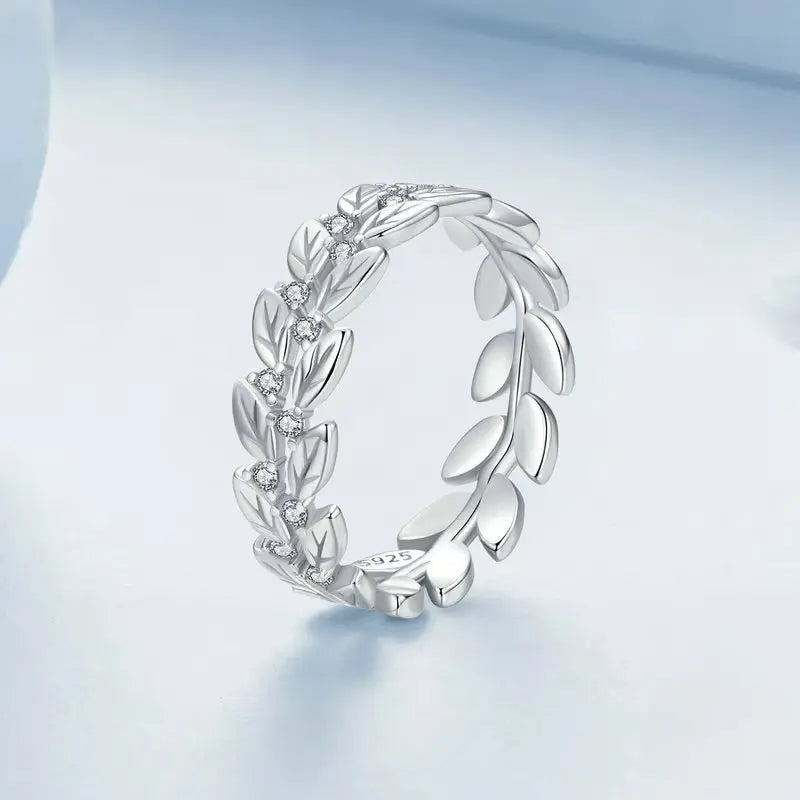 Anel Vita Gem com Zircônia banhado a Ouro Branco