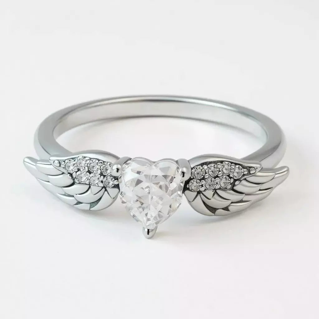 Anel Heart Wings em Prata 925 com Zircônia